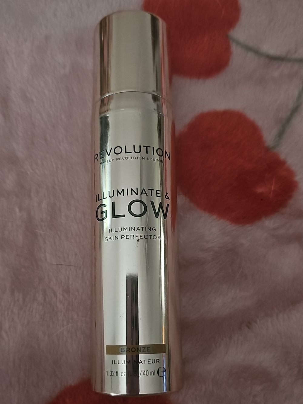 Revolution Illuminate & Glow Skin Perfector - Bronze